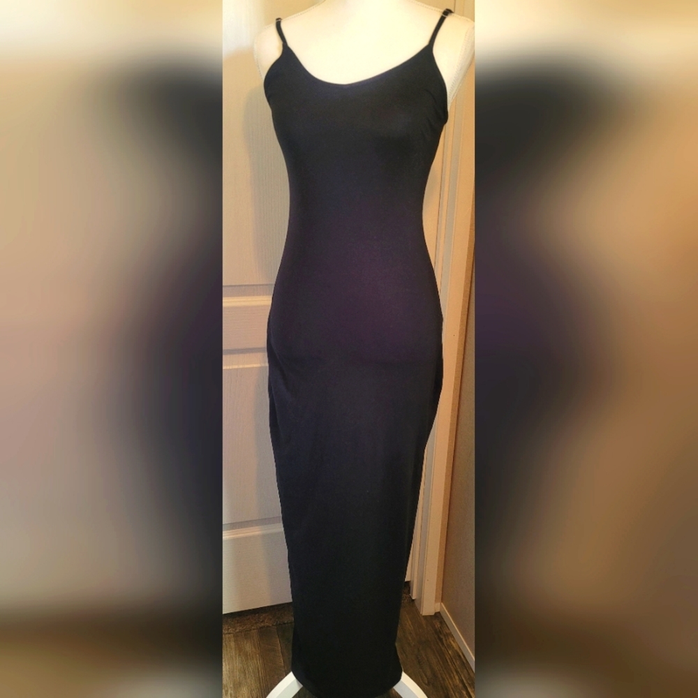 EUC Absolutely ❤️ it black dress Size small